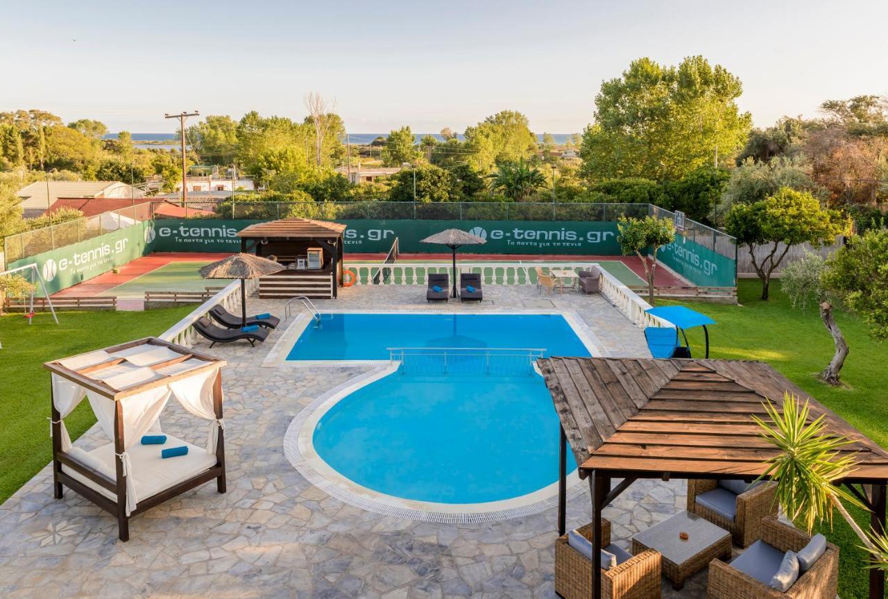 Villa Maxim With Private Pool & Tennis Court CChalikounas Buitenkant foto