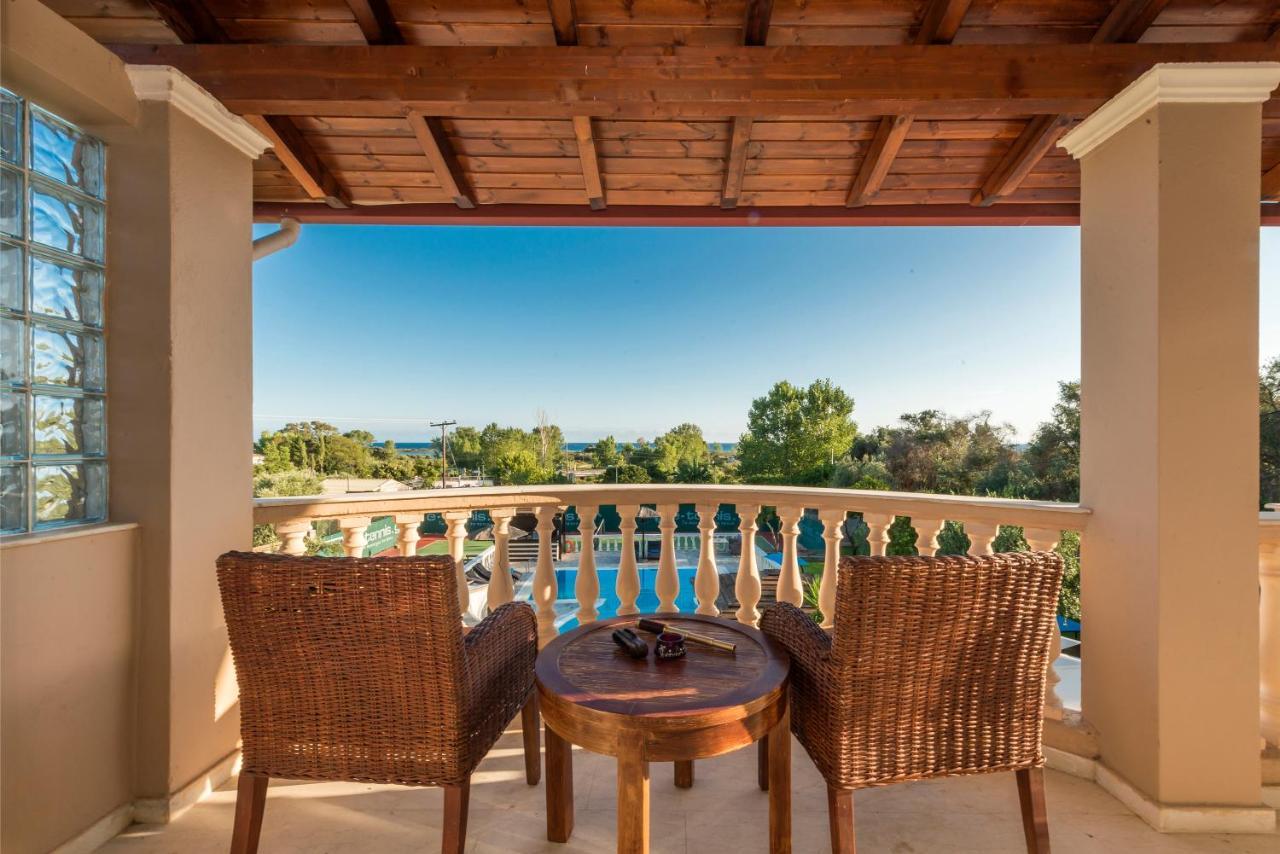 Villa Maxim With Private Pool & Tennis Court CChalikounas Buitenkant foto