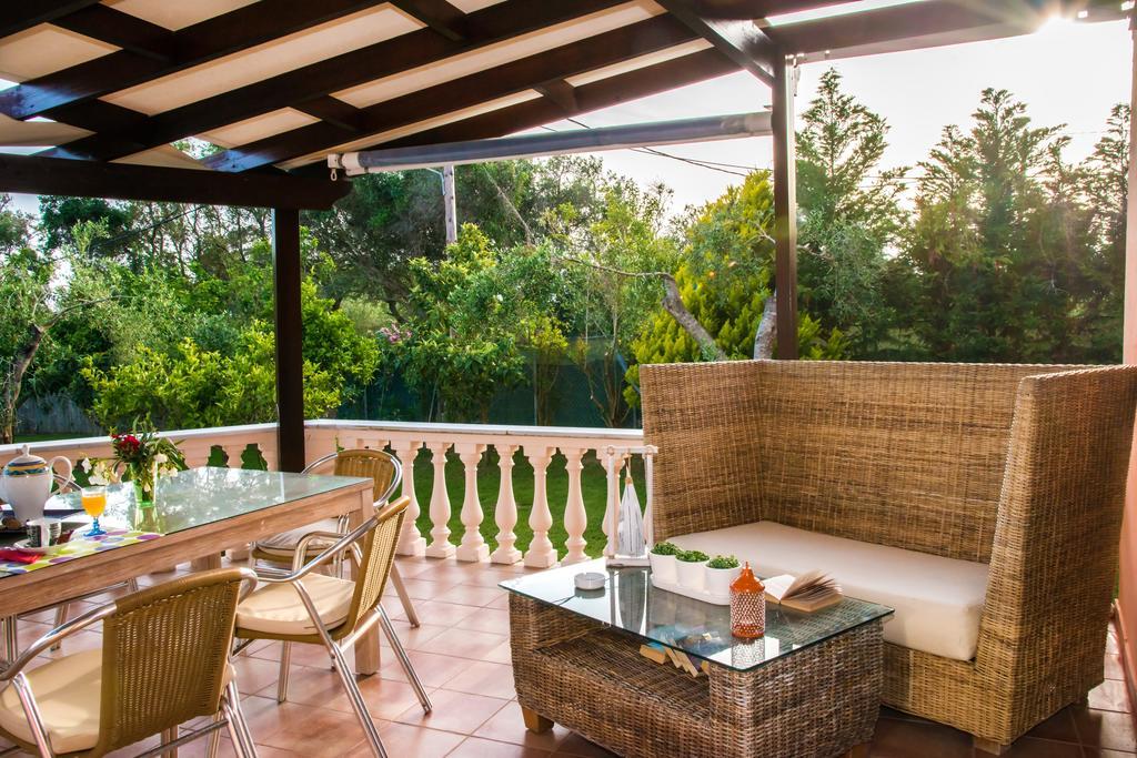 Villa Maxim With Private Pool & Tennis Court CChalikounas Buitenkant foto
